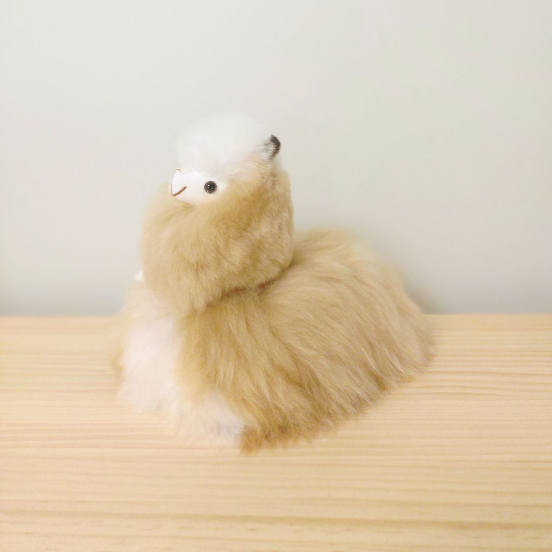 Seated Alpaca Stuffie - Natural