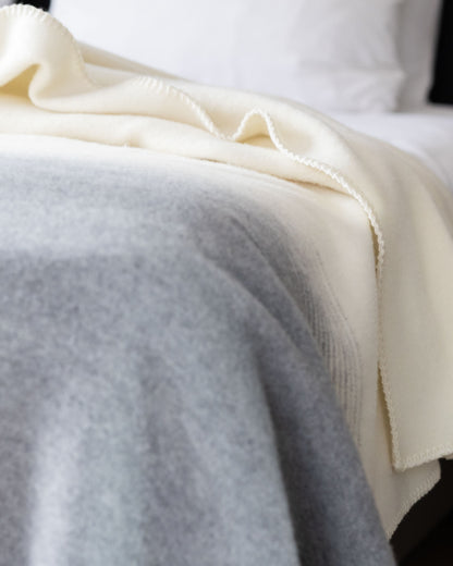 Merino/Cashmere Luxury Double Bed Blanket | MoST - Ivory Mist