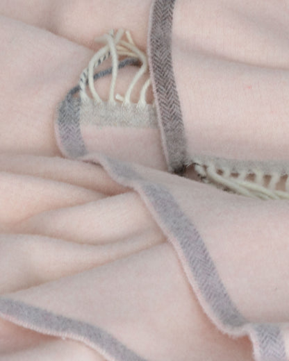 Merino/Cashmere Soft Throw Blanket | MoST - Milano Rosa Orlo